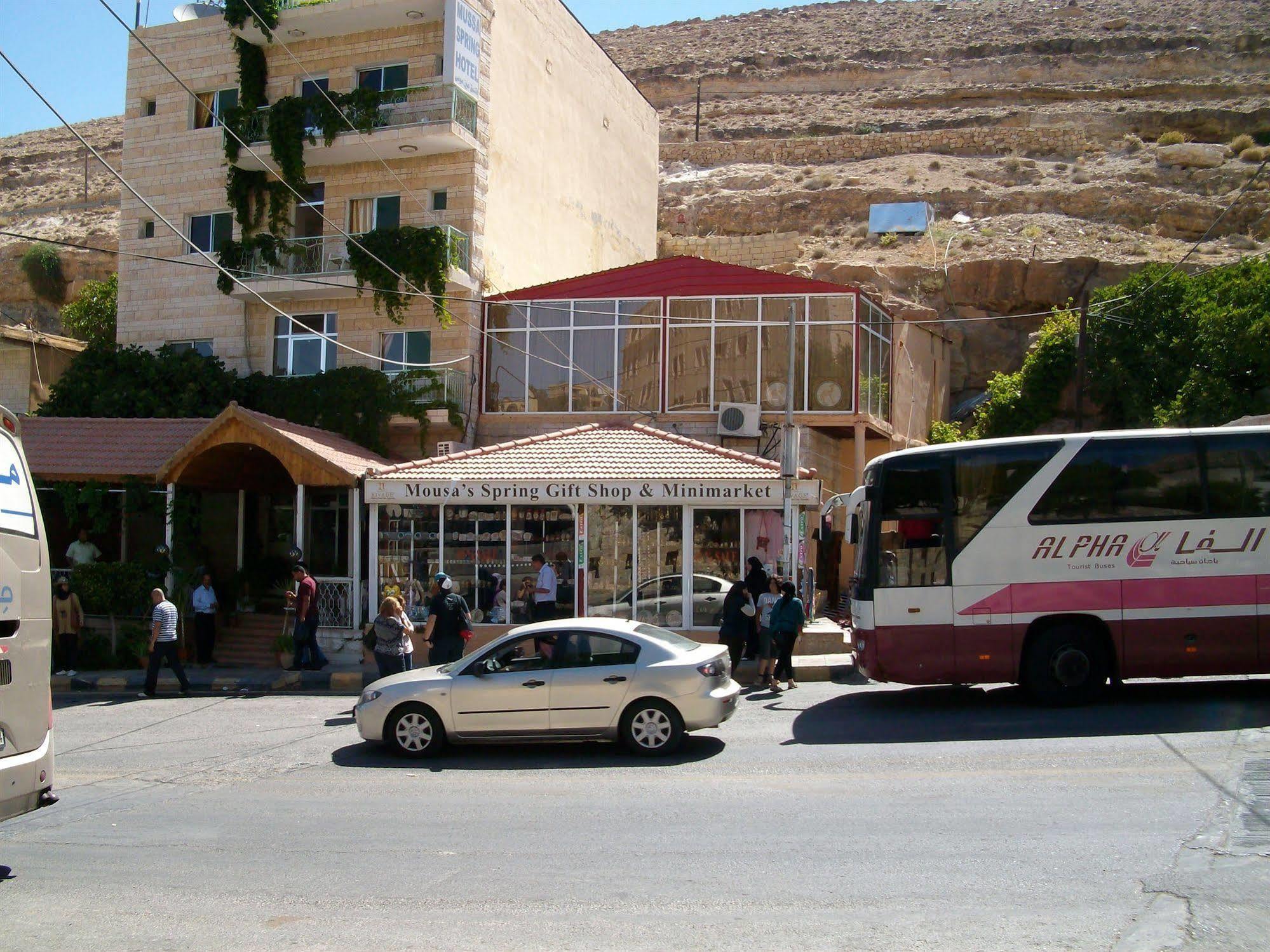 Mussa Spring Hotel Wadi Musa Extérieur photo