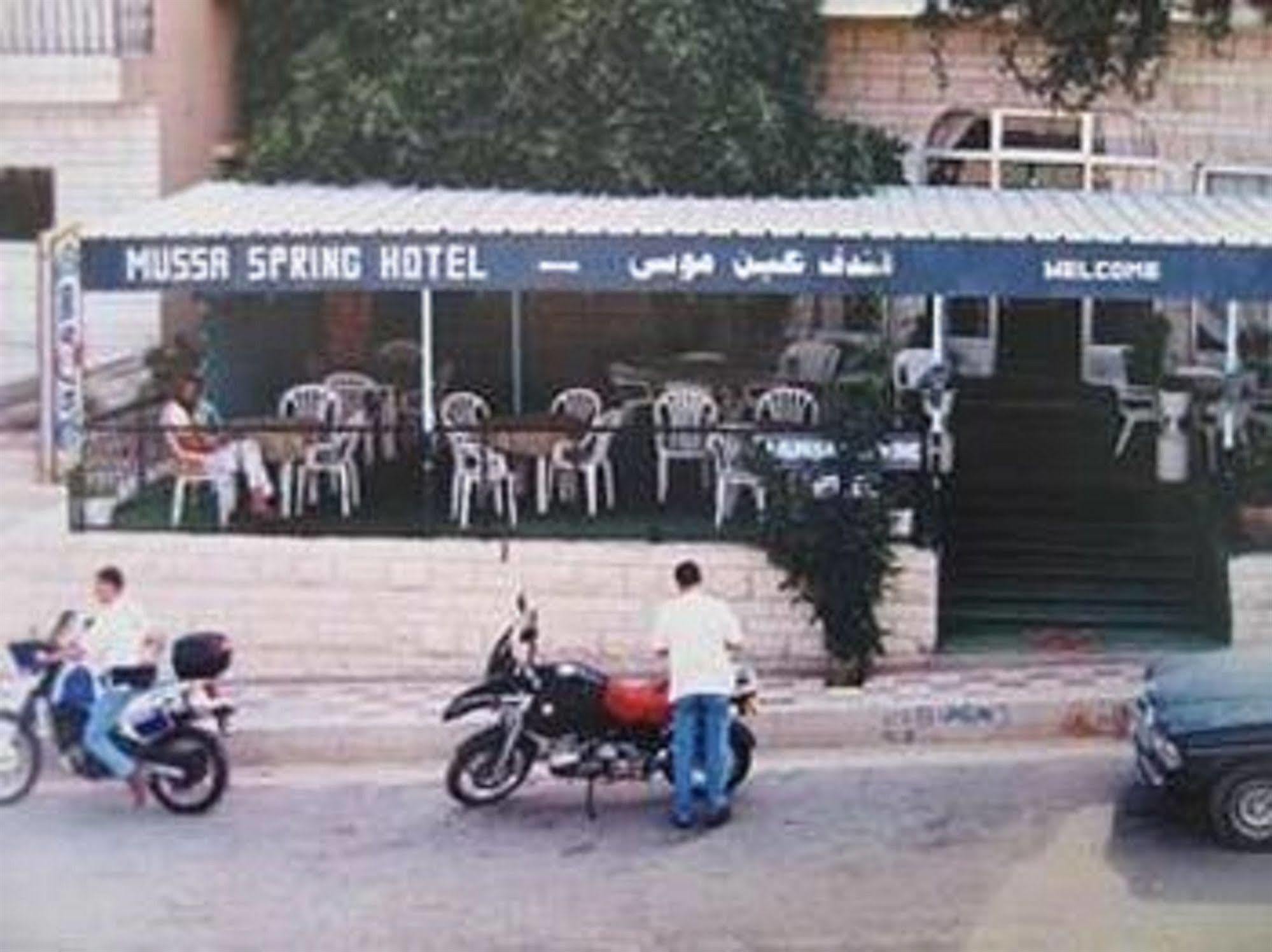 Mussa Spring Hotel Wadi Musa Extérieur photo